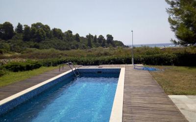 Azapiko Luxury Beachfront Villas